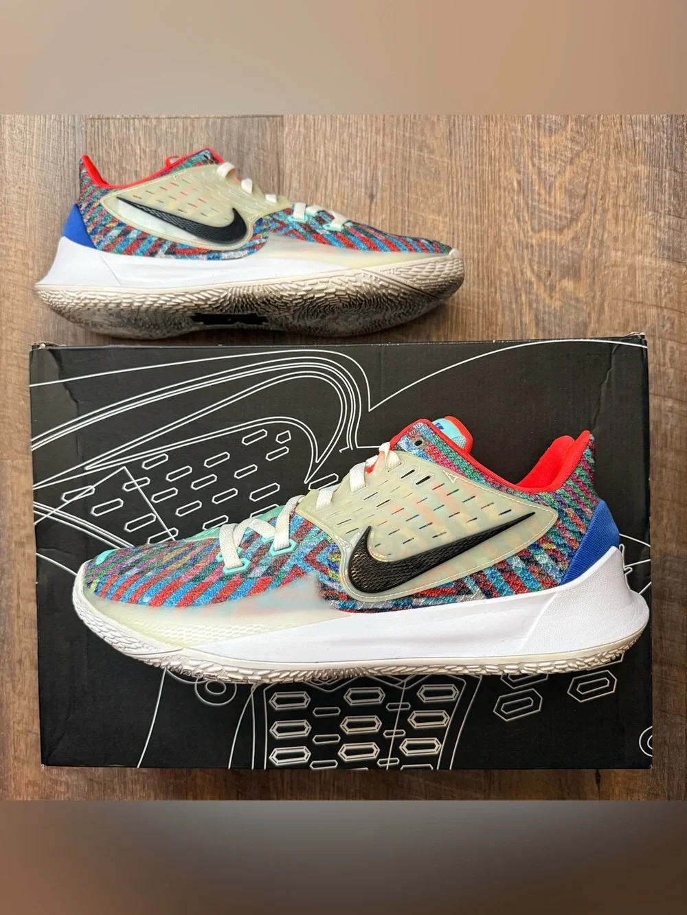 Nike Kyrie Low 2 Multi-Color Irving Men’s Size 15 Sneakers Shoes AV6337-400